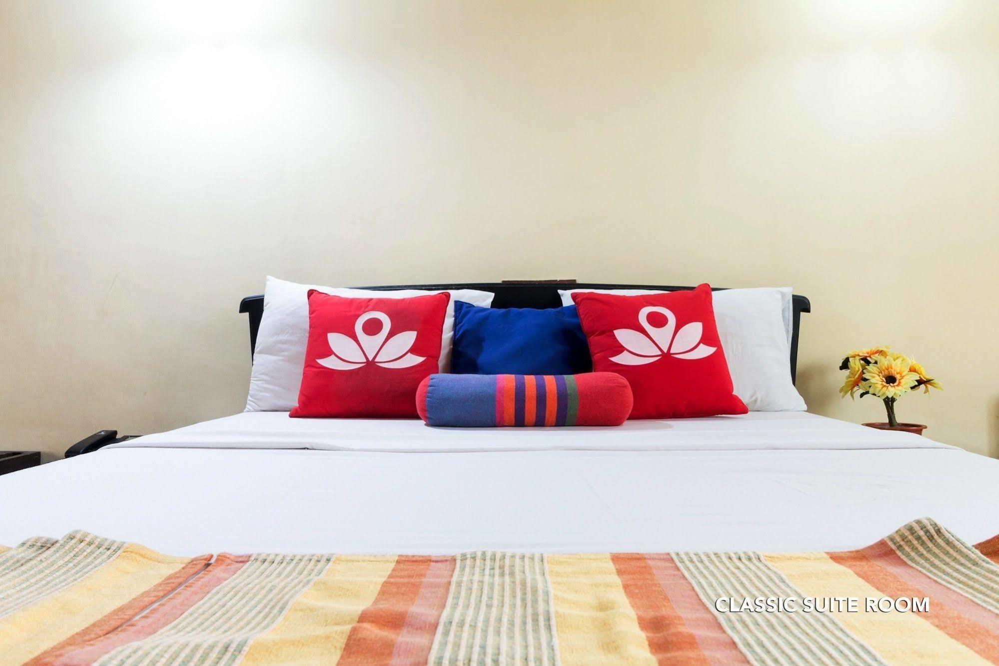 Zen Rooms Modern City Inn ネゴンボ エクステリア 写真